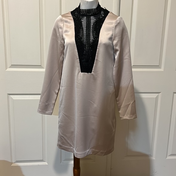 Reiss Gabriel Lace and Satin Dress. Size 4. NWT - Picture 6 of 13